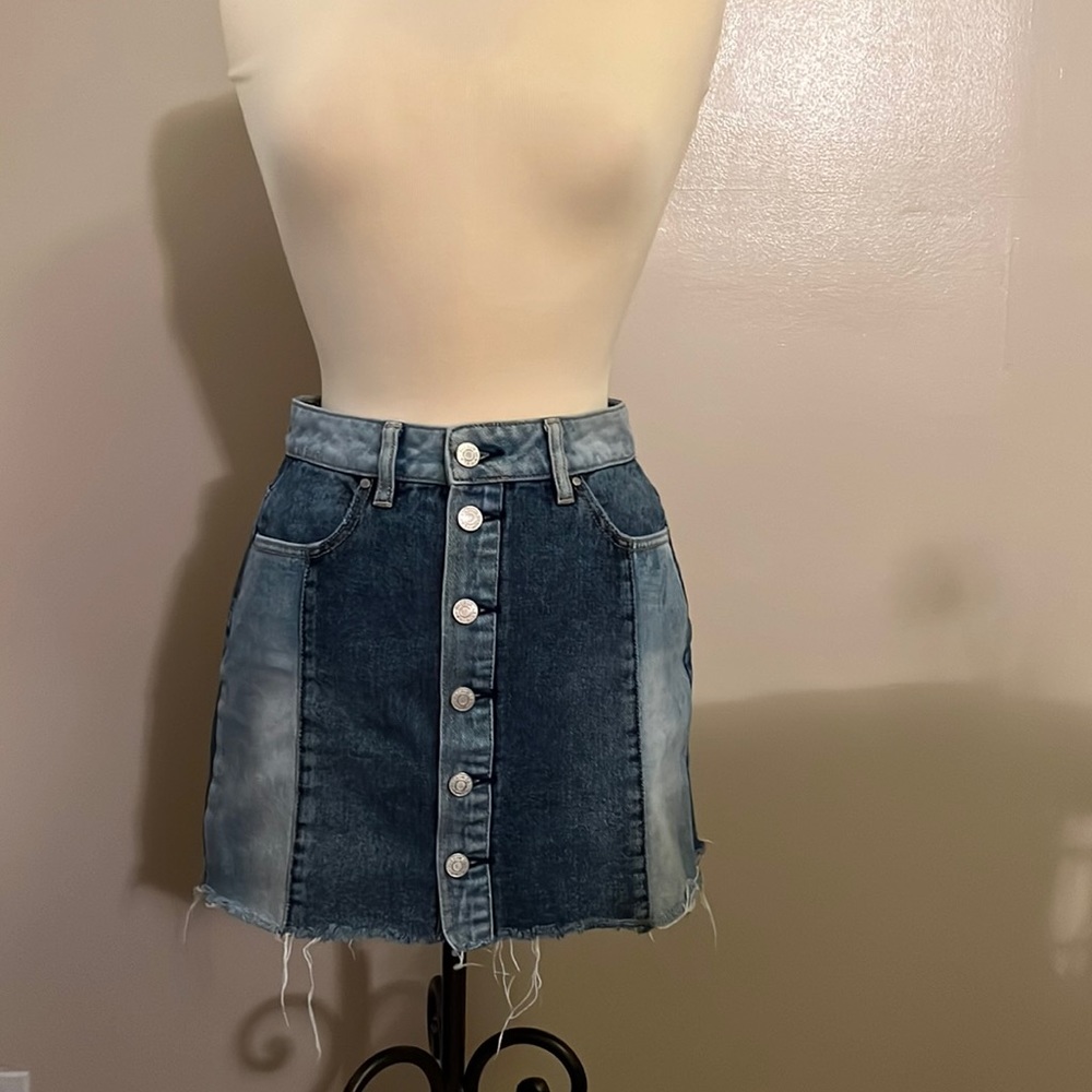 Two-toned denim button front mini skirt